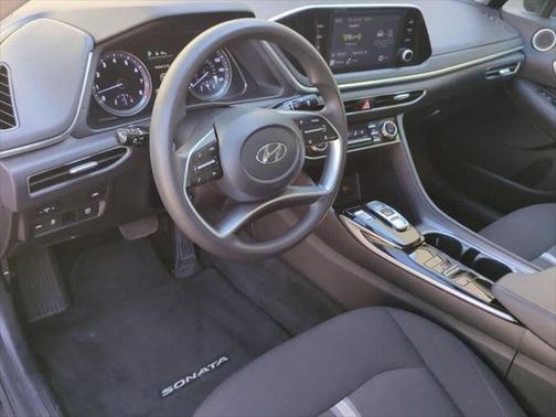 2022 Hyundai SONATA SEL