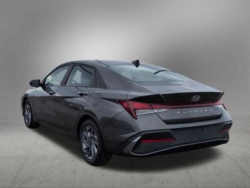 Amazon Gray 2024 Hyundai ELANTRA SEL