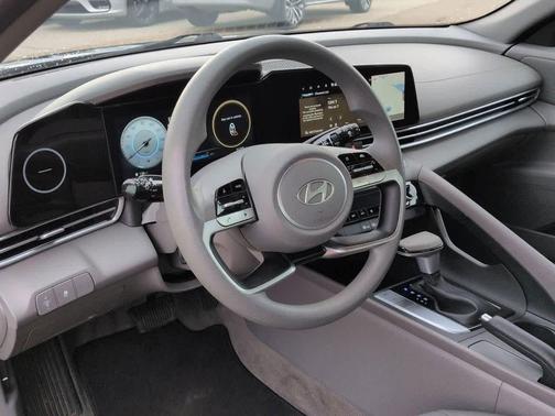 Amazon Gray 2024 Hyundai ELANTRA SEL