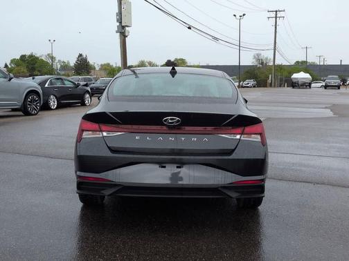 Portofino Gray 2023 Hyundai ELANTRA SEL