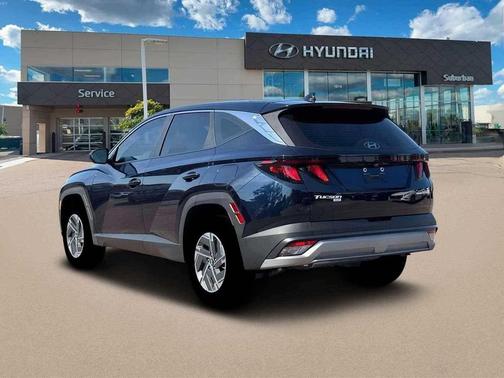 Deep Sea 2026 Hyundai TUCSON Hybrid Blue SE