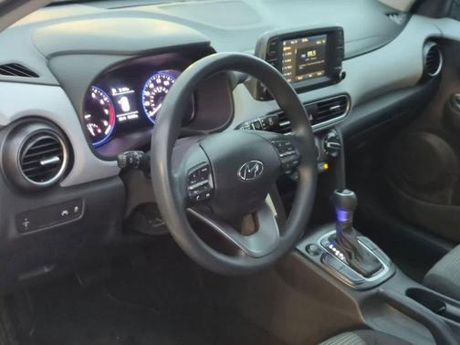 2020 Hyundai KONA SE