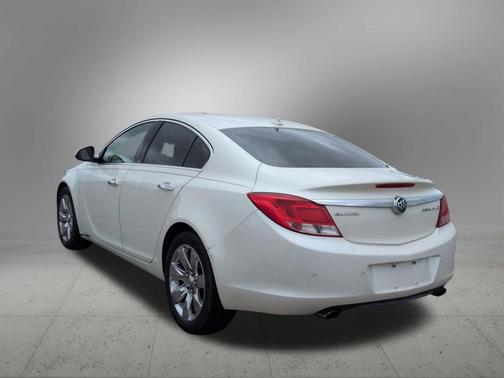 White Diamond Tricoat 2013 Buick Regal Turbo - Premium 1