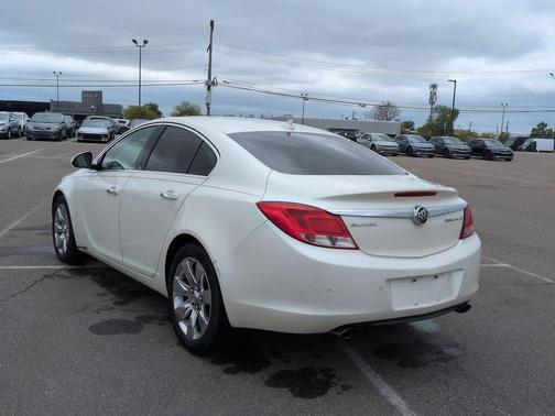 White Diamond Tricoat 2013 Buick Regal Turbo - Premium 1