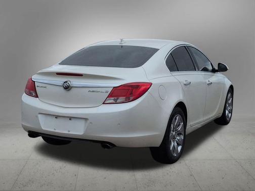 White Diamond Tricoat 2013 Buick Regal Turbo - Premium 1