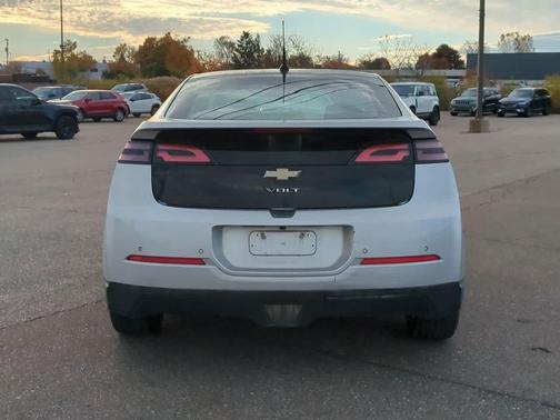 2011 Chevrolet Volt Base