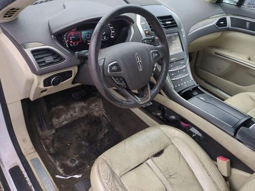 2013 Lincoln MKZ Base