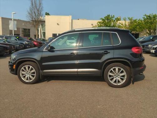 2016 Volkswagen Tiguan SE