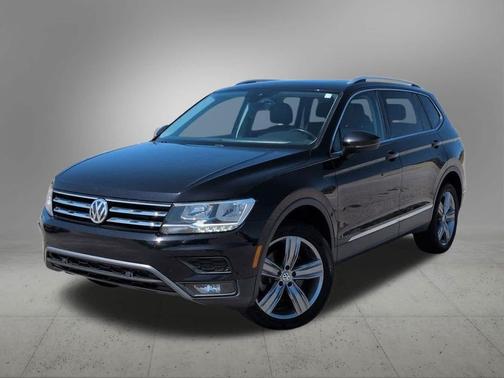 Deep Black Pearl 2020 Volkswagen Tiguan 2.0T SEL