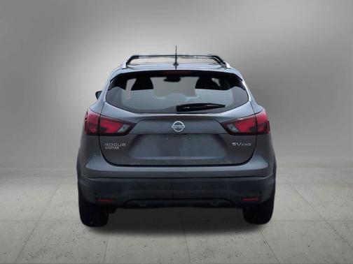 Gun Metallic 2019 Nissan Rogue Sport SV