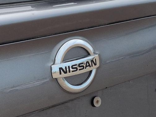 Gun Metallic 2019 Nissan Rogue Sport SV