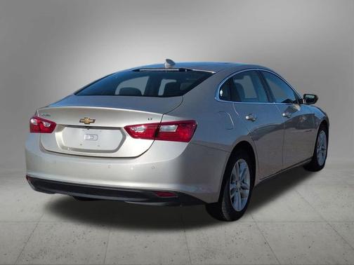 Champagne Silver Metallic 2016 Chevrolet Malibu 1LT