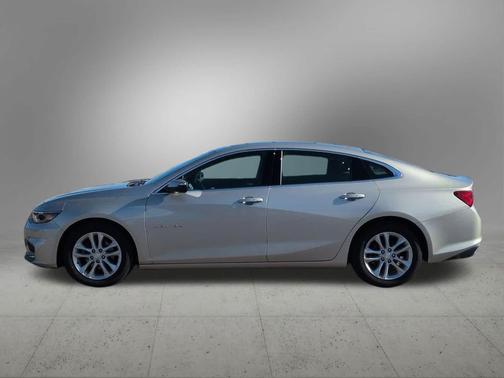 Champagne Silver Metallic 2016 Chevrolet Malibu 1LT