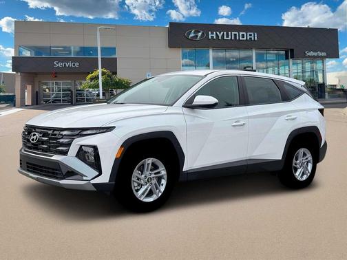 2026 Hyundai TUCSON SE