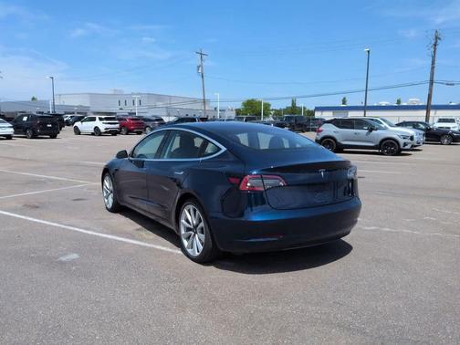 Deep Blue Metallic 2018 Tesla Model 3 Long Range