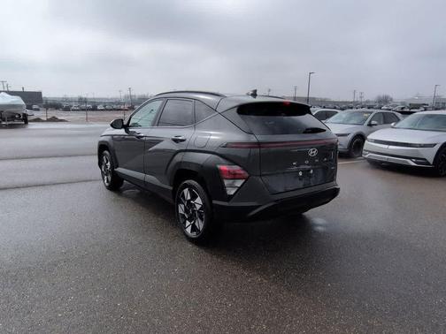 2025 Hyundai KONA SEL Convenience