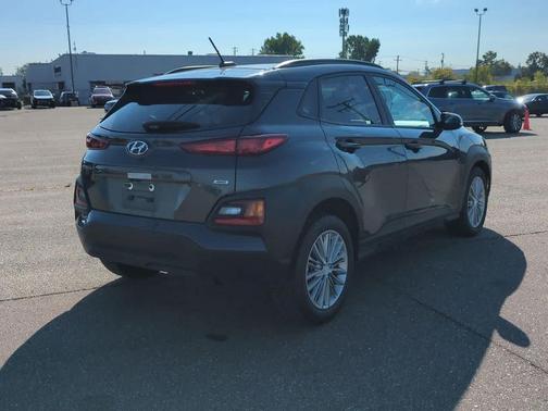 2020 Hyundai KONA SEL