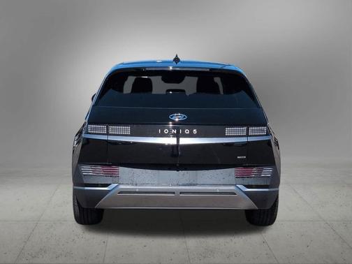 Abyss Black 2024 Hyundai IONIQ 5 SEL