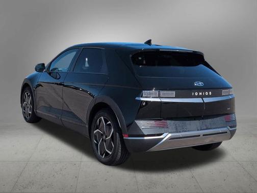Abyss Black 2024 Hyundai IONIQ 5 SEL