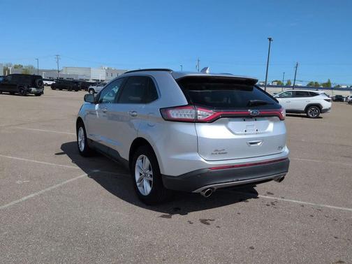 Ingot Silver Metallic 2015 Ford Edge SEL