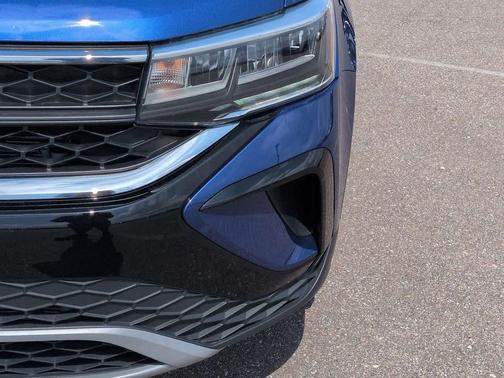 Dusk Blue Metallic 2023 Volkswagen Taos 1.5T S