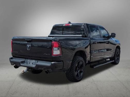 Diamond Black Crystal Pearlcoat 2020 RAM 1500 Big Horn/Lone Star