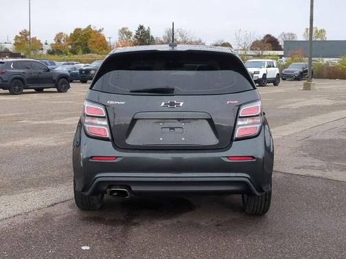 2020 Chevrolet Sonic FWD Hatchback LT 5-Door
