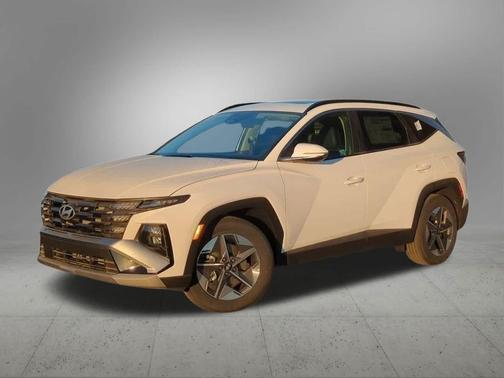 Serenity White Pearl 2025 Hyundai TUCSON SEL Convenience