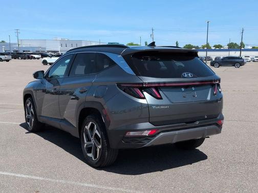Amazon Gray 2023 Hyundai TUCSON Limited