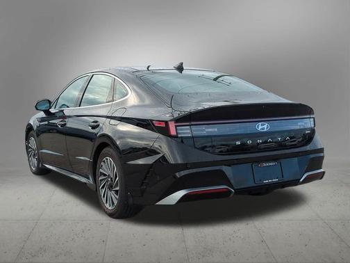 2024 Hyundai SONATA Hybrid Limited