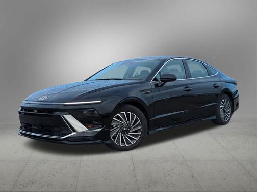 2024 Hyundai SONATA Hybrid Limited