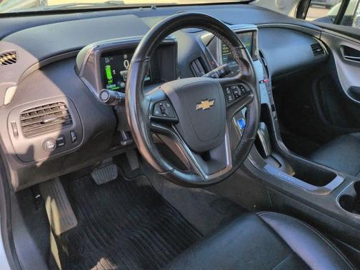 White Diamond Tricoat 2014 Chevrolet Volt Base