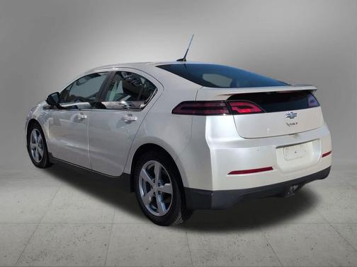 White Diamond Tricoat 2014 Chevrolet Volt Base