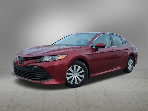 2019 Toyota Camry Hybrid LE