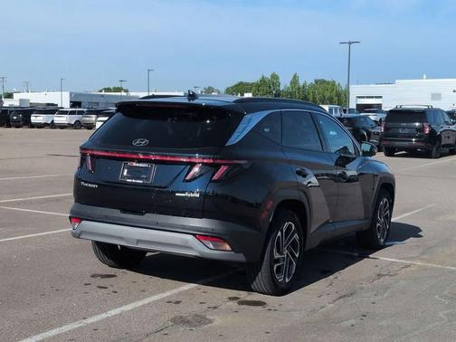 Deep Sea 2025 Hyundai TUCSON Hybrid Limited