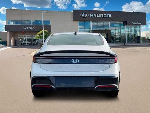 2026 Hyundai SONATA SEL