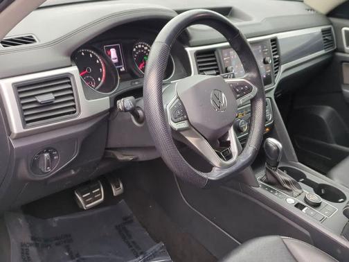 2021 Volkswagen Atlas 3.6L SE w/Technology