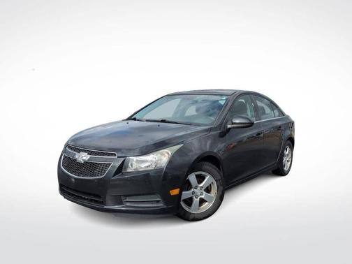 Black Granite Metallic 2014 Chevrolet Cruze 1LT