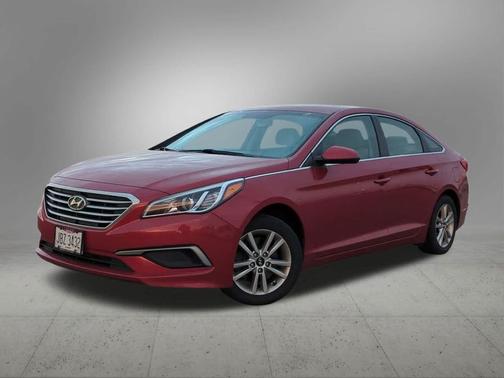 2017 Hyundai SONATA SE