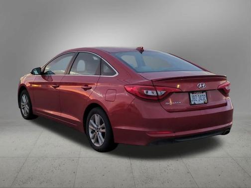 2017 Hyundai SONATA SE