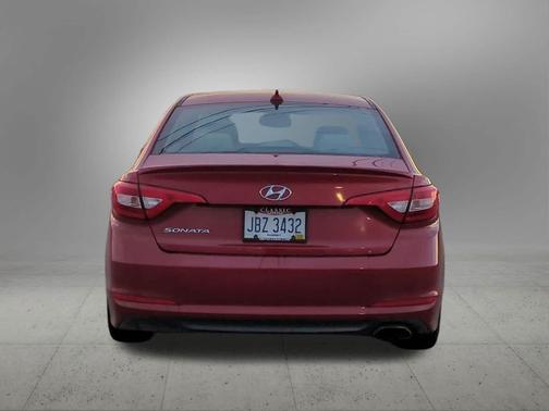 2017 Hyundai SONATA SE