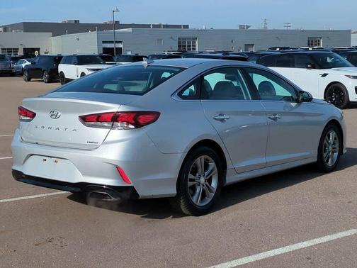 2018 Hyundai SONATA Limited