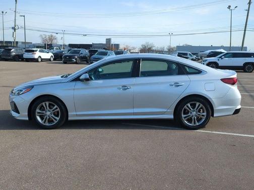 2018 Hyundai SONATA Limited