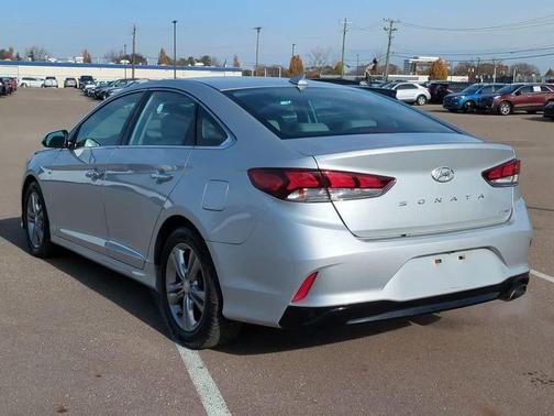 2018 Hyundai SONATA Limited