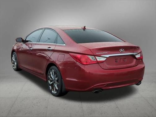 2011 Hyundai SONATA SE