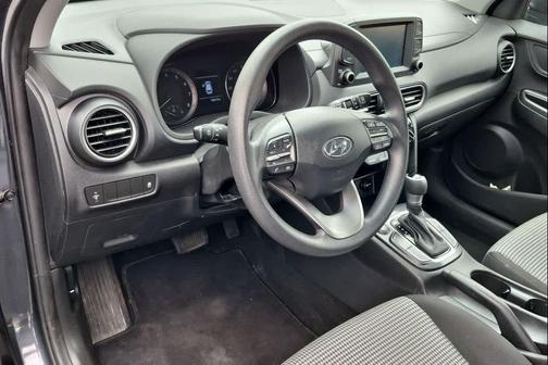 Thunder Gray 2018 Hyundai KONA SE