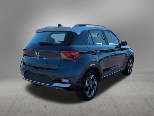 2022 Hyundai VENUE Limited