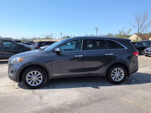 Platinum Graphite 2017 Kia Sorento LX
