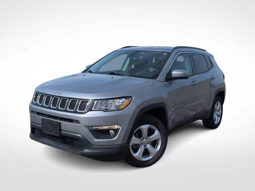 Billet Silver Metallic Clearcoat 2019 Jeep Compass Latitude