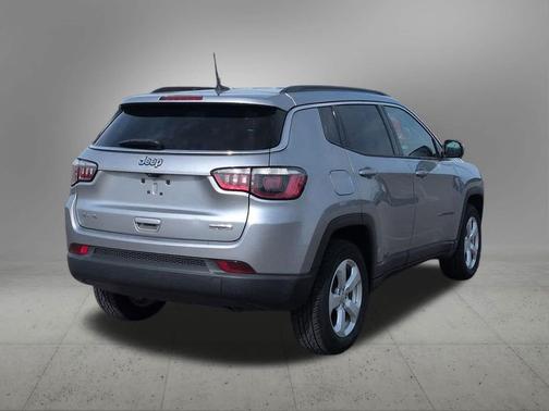 Billet Silver Metallic Clearcoat 2019 Jeep Compass Latitude